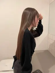 【ツヤ髪!巻き髪もできる】縮毛矯正🪮