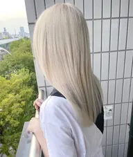 ✨なりたいハイトーンを叶えます✨ケアブリーチ2回＋ペールカラー＋艶々高級トリートメント