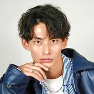 新規平日限定 🔥ご新規様限定価格🔥メンズカット➕デザインパーマ➕トリートメント🌀