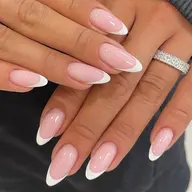 フレンチネイル💅(オフなし)