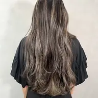 似合わせカット+外国人風ハイライトカラー+トリートメント¥27390→¥18900