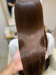 髪質改善エステ(ヘッドスパ付き)＋縮毛矯正＋リタッチカラー白髪染め◎カット