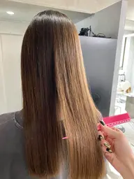 似合わせカット+髪質改善ボリュームダウン