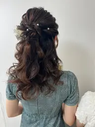 ロングヘアの方限定！ヘアセット練習モデル☆