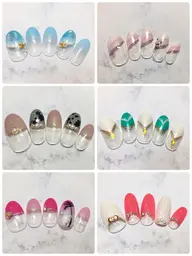 定額ネイル⭐︎毎月デザイン変わります!ご新規様オフ無料※オフ無料はソフトジェルのみ。ハードやアクリルの場合別途料金です