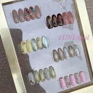《人気!4月限定価格🌷》毎月変わる季節のLUNIデザイン♡/オフ込み/カラー/パーツ変更できます【写真下段menu】