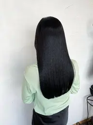 🧡『艶髪』🧡カット✂︎＋美髪縮毛矯正✨＋艶髪トリートメント✨