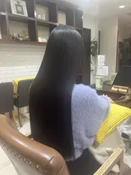 【🫧自然な仕上がりに🫧】美髪縮毛矯正✨️➕カット✂️➕1stepトリートメント☘ ̖́-