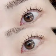 本日4/9(木)12:30、13:15、16:15🈳きあり🤍🦢パリジェンヌorまつげパーマ🦢