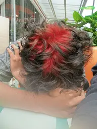 海外で今流行ってるhair. 【Ghost Roots】 のみのメニューでございます🙇‍♀️