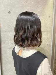 [お得なトリートメント付き]小顔カット＋コテ巻き風パーマ+内部募集TOKIOトリートメント