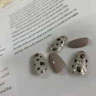 《オフあり》デザイン自由10本アート付きプラス¥1500でパラジェルに変更可能