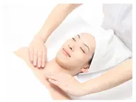 デコルテマッサージ➕フェイシャルケアエステ