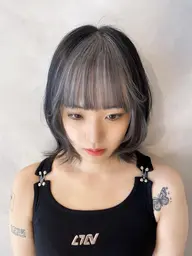 ちらっとインナーカラー🤍【カット】＋【ポイントブリーチ】＋【フルカラー】トリートメントサービス✨フェイスフレーミング可