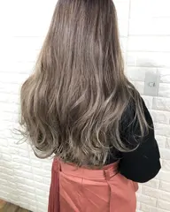 【全体ブリーチは嫌で透明感を出したい方に】シークレットハイライト（ケアブリーチ）＋カラー＋ダメージ補修トリートメント