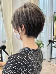 【ショートカット×顔まわり縮毛矯正】ショートにしても癖で扱いが難しい方必見✨✨16000円→4000円‼️