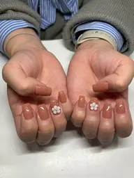 朝9時~ジェルスカルプ 現金のみ オフありの方は事前にお問い合わせください!!