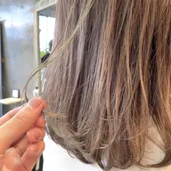 【話題のケアブリーチ】全頭ブリーチ+オンカラー+炭酸スパ+高濃度トリートメント