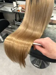 【🔥垢抜け最強🔥】カット＋ブリーチ込み透明感Wカラー＋髪質改善TR🫧