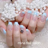 フレンチネイル（ベースカラー有り）¥5900