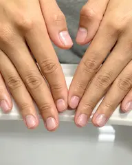 【ハンドケア】お爪のトータルケア(形整え・甘皮処理・表面磨き)