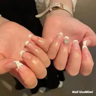 ✨カジュアル好きにもおすすめ✨フレンチネイル（クリアベース）【ご新規様オフ無料🆓！】