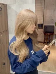 ⭐︎再来クーポン⭐︎カット+ケアブリーチWカラー+選べるTR(リタッチ可能)