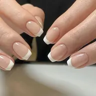 【初回オフ無料】美フォルム★フレンチ/カラグラデーション　¥６,５00