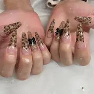 オフなし🧸長さだし10本付き💝150分持ち込みアートフリー💐【3D痛ネイルオーダー🉑】