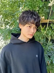 学生さん応援価格【パーマで激渋メンズヘア】カット＋スパイラルパーマ