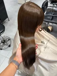 🎀《期間限定価格❕》🎀アルカリ除去カラー➕シャンプー➕トリートメント➕ブロー✨️🤍