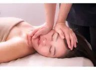 人気No.2♪Vフェイスライン◎骨格美人！【小顔&整体コルギ×6D小顔矯正】80分