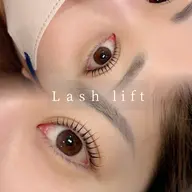 ラッシュリフト+500円でまつげティントできます🖤