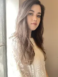 透明感あふれるWカラー(1ブリーチ&オンカラー)