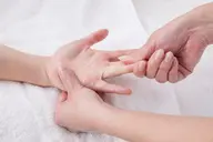 癒しのアロマハンドエステ