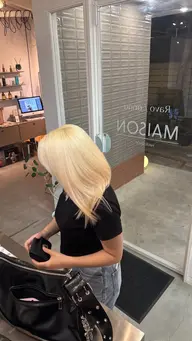 抜きっぱなしブロンド(ケアブリーチ2回)