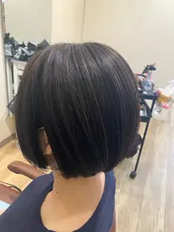 表面ハイライト、もしくはイヤリングカラー　ワンブリーチになります。