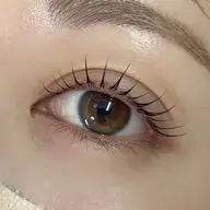 【平日ご新規様限定】まつ毛パーマ上のみ/仕上げに2種類のトリートメント付☆ （土日祝＋¥1000)