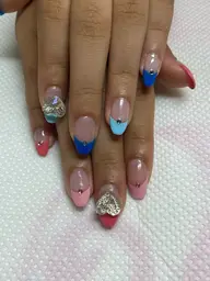 フレンチ　ストーン、アート　+ 300円​〜​