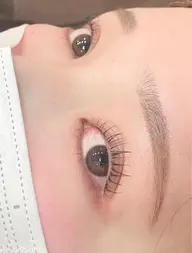 【人気No. 1】ラッシュリフト　美容液配合コーティング仕上げ