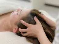 【不眠・頭痛・肩こり・眼疲労】アロマヘッドスパ