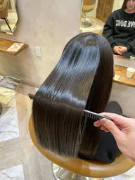 ✨艶髪✨　🪽即実感🪽毎日の悩みを解決🎀 髪質改善縮毛矯正👼