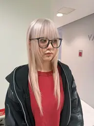 [新宿/ハイトーン特化]ブリーチ2回+ケアカラー+自社開発補修トリートメント