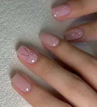 シンプル 🎀 持ち込みデザインネイル💅(デザイン２本)💋