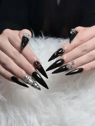 【チップ長さだし🎀持ち込みデザイン6本アートパーツつけ放題<ソフトジェルオフ無料＞