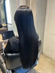 【ミニモ学割U24】カット✂️＋髪質改善TR🌿 似合わせカットに内部補修をプラス！艶やかな髪へ⭐