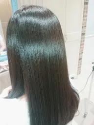 超得クーポン‼️縮毛矯正に1stepトリートメント付きでこのお値段⁉️夏の湿度高目なこのタイミングお見逃しなく🎶