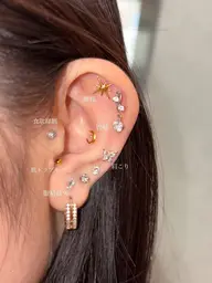 【cuteさ🆙︎💕︎】耳つぼジュエリー👂🏻💎✨️