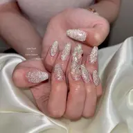 学割U24‼️甘皮ケア付き|ワンカラーネイル|(長さだし1本300円)