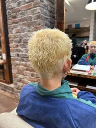 《学割》EASYPUNK(カットブリーチ込み)